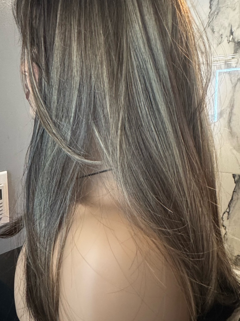 EllaRae “Roxy” medium brown with highlights basic cap - Picture 3 of 4